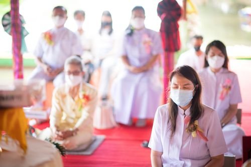 ภาพ No.31499:พิธีทอดกฐินสามัคคีศูนย์ปฏิบัติธรรมแก้วมงคลสกลนคร