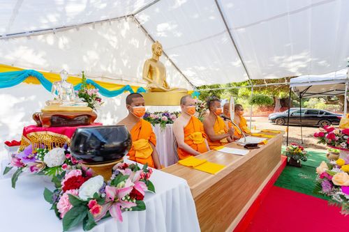 พิธีทอดผ้าป่าบริวารกฐิน เพื่อเป็นกองทุน สร้างวัดพระธรรมกายซานดิเอโก
