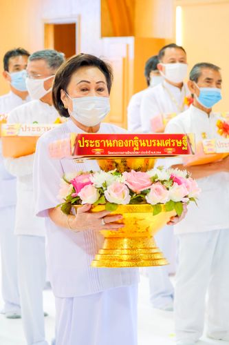 ภาพ No.38568:พิธีทอดกฐินธรรมชัย สร้างทุกสิ่ง ณ วัดพระธรรมกายมินเนโซตา