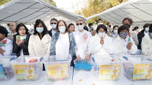 ภาพ No.38651:พิธีทอดกฐินสามัคคี สร้างทุกสิ่ง วัดพระธรรมกายนิวเจอร์ซี