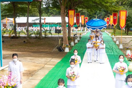 ภาพ No.37536:พิธีทอดกฐินสามัคคี เพื่อสร้างศาลาธรรมสภา ณ ธุดงคสถานชุมพร