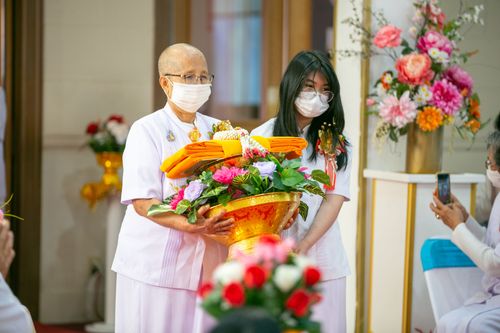 ภาพ No.38597:พิธีทอดกฐินบรมจักรพรรดิ บูชาธรรมพระมงคลเทพมุนี ณ วัดพระธรรมกายออเรกอน