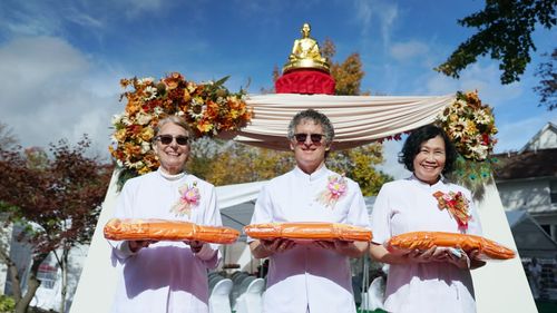 ภาพ No.38817:พิธีทอดกฐินสามัคคี สร้างทุกสิ่ง วัดพระธรรมกายนิวเจอร์ซี