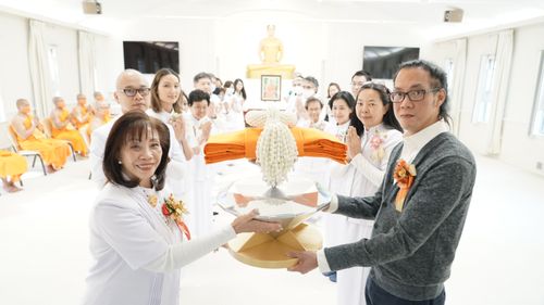 ภาพ No.38818:พิธีทอดกฐินสามัคคี สร้างทุกสิ่ง วัดพระธรรมกายนิวเจอร์ซี