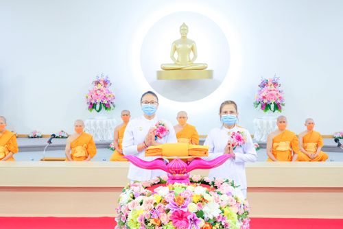 ภาพ No.38572:พิธีทอดกฐินธรรมชัย สร้างทุกสิ่ง ณ วัดพระธรรมกายมินเนโซตา