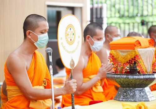 ภาพ No.37784:พิธีทอดกฐินสามัคคีศูนย์อบรมเยาวชนบางปะหัน 