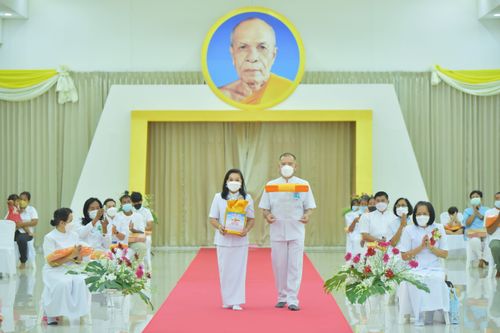 ภาพ No.37657:พิธีทอดกฐินสามัคคีเพื่อสร้างทุกสิ่ง ณ ศูนย์ปฏิบัติธรรมและศูนย์อบรมเยาวชนเพชรบุรี