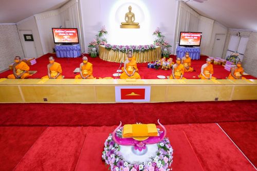 ภาพ No.38634:พิธีทอดกฐินสามัคคีเพื่อการเผยแผ่วิชชาธรรมกายและมหาปฏิสังขรณ์ วัดพระธรรมกายเท็กซัส