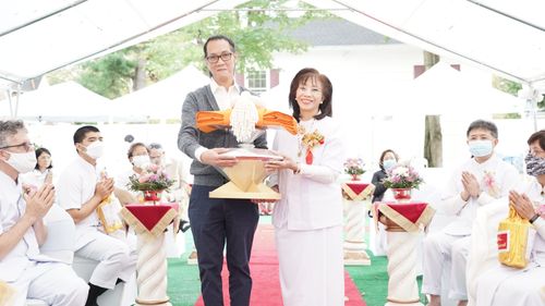 ภาพ No.38833:พิธีทอดกฐินสามัคคี สร้างทุกสิ่ง วัดพระธรรมกายนิวเจอร์ซี