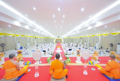 ภาพ No.37662:พิธีทอดกฐินสามัคคีเพื่อสร้างทุกสิ่ง ณ ศูนย์ปฏิบัติธรรมและศูนย์อบรมเยาวชนเพชรบุรี