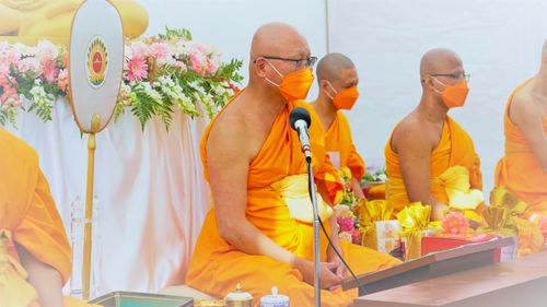 ภาพ No.38842:พิธีทอดกฐินสามัคคี สร้างทุกสิ่ง วัดพระธรรมกายนิวเจอร์ซี