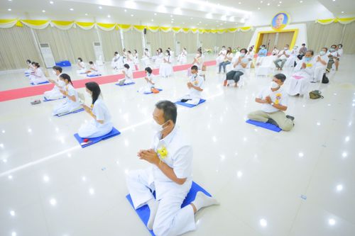 ภาพ No.37674:พิธีทอดกฐินสามัคคีเพื่อสร้างทุกสิ่ง ณ ศูนย์ปฏิบัติธรรมและศูนย์อบรมเยาวชนเพชรบุรี