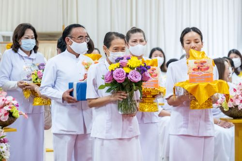 ภาพ No.38645:พิธีทอดกฐินสามัคคีเพื่อการเผยแผ่วิชชาธรรมกายและมหาปฏิสังขรณ์ วัดพระธรรมกายเท็กซัส