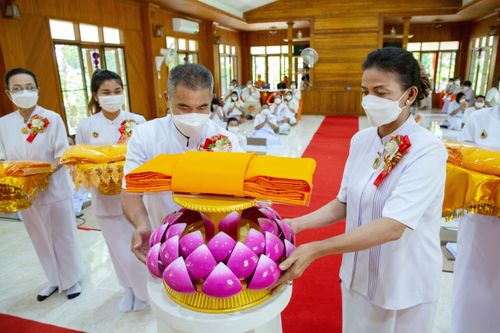 ภาพ No.38088:พิธีทอดกฐินสามัคคีเพื่อสร้างทุกสิ่ง ณ ศูนย์ปฏิบัติธรรมธุดงคสถานพรรัตนะ