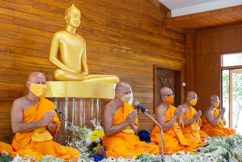 ภาพ No.38093:พิธีทอดกฐินสามัคคีเพื่อสร้างทุกสิ่ง ณ ศูนย์ปฏิบัติธรรมธุดงคสถานพรรัตนะ