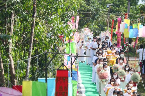 ภาพ No.38091:พิธีทอดกฐินสามัคคีเพื่อสร้างทุกสิ่ง ณ ศูนย์ปฏิบัติธรรมธุดงคสถานพรรัตนะ