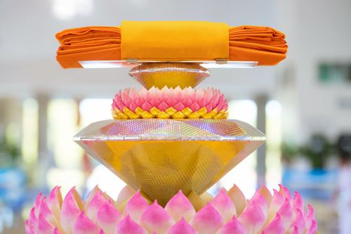 ภาพ No.38119:พิธีทอดกฐินสามัคคี อสงไขยบุญทุกสิ่ง  ณ ธุดงคสถานพิษณุโลก