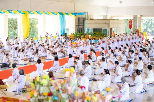 ภาพ No.38157:พิธีทอดกฐินสามัคคี อสงไขยบุญทุกสิ่ง  ณ ธุดงคสถานพิษณุโลก