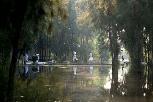 ภาพ No.38287:พิธีทอดกฐินบรมจักรพรรดิมหาสมบัติ ณ อนุสรณ์สถานมหาวิหารพระมงคลเทพมุนี