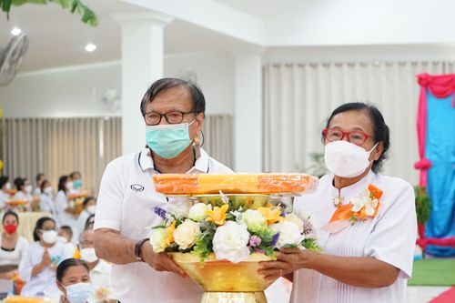 ภาพ No.38232:พิธีทอดกฐินสามัคคี “สร้างหอฉัน ครัวมหาทาน” ณ ศูนย์ปฏิบัติธรรมเพชรบูรณ์