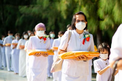 ภาพ No.38265:พิธีทอดกฐินบรมจักรพรรดิมหาสมบัติ ณ อนุสรณ์สถานมหาวิหารพระมงคลเทพมุนี