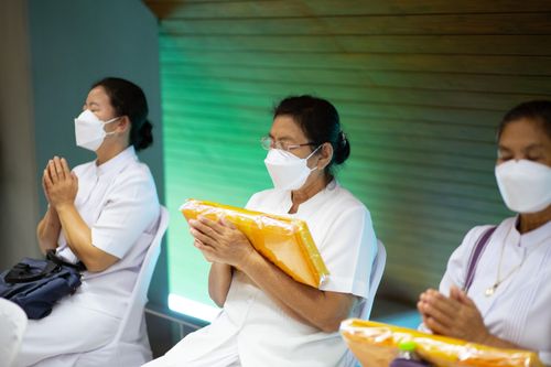 ภาพ No.38271:พิธีทอดกฐินบรมจักรพรรดิมหาสมบัติ ณ อนุสรณ์สถานมหาวิหารพระมงคลเทพมุนี