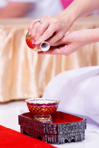 ภาพ No.38280:พิธีทอดกฐินบรมจักรพรรดิมหาสมบัติ ณ อนุสรณ์สถานมหาวิหารพระมงคลเทพมุนี