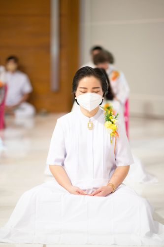 ภาพ No.38310:พิธีทอดกฐินบรมจักรพรรดิมหาสมบัติ ณ อนุสรณ์สถานมหาวิหารพระมงคลเทพมุนี