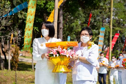 ภาพ No.38342:พิธีทอดกฐินสามัคคี ณ วัดทุ่งเจริญธรรม