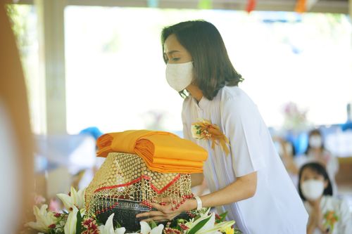 ภาพ No.38369:พิธีทอดกฐินสามัคคี ณ วัดทุ่งเจริญธรรม