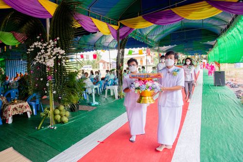 ภาพ No.38973:พิธีทอดกฐินสามัคคีสร้างทุกสิ่ง ณ ธุดงคสถานราชบุรี