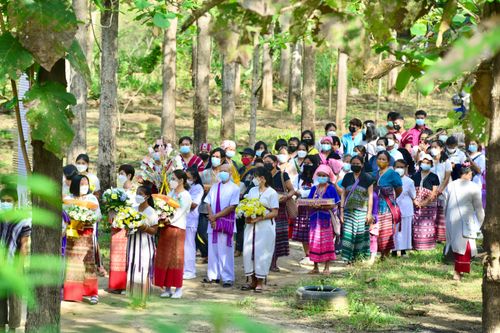 ภาพ No.39015:พิธีทอดกฐินเพื่อซื้อที่ดิน ศูนย์ฝึกอบรมเยาวชนสบเมย