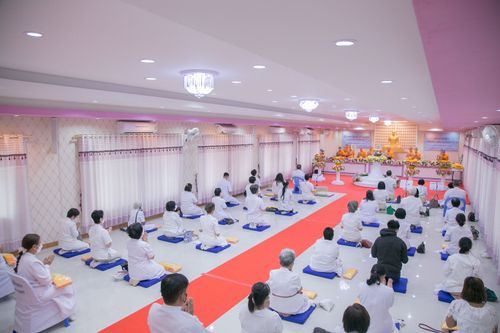 ภาพ No.39002:พิธีทอดกฐิน ณ ศูนย์ปฏิบัติธรรมท่าม่วง