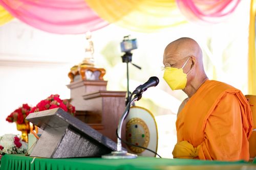 ภาพ No.38980:พิธีทอดกฐินสามัคคีสร้างทุกสิ่ง ณ ธุดงคสถานราชบุรี