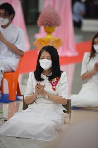 ภาพ No.39047:พิธีสมโภชน์องค์กฐินและจุดโคมประทีป ณ ศูนย์ปฏิบัติธรรมสระบุรี