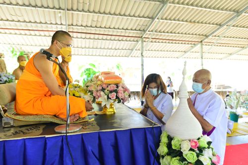 ภาพ No.39033:พิธีทอดกฐินเพื่อซื้อที่ดิน ศูนย์ฝึกอบรมเยาวชนสบเมย