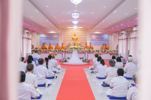 ภาพ No.39009:พิธีทอดกฐิน ณ ศูนย์ปฏิบัติธรรมท่าม่วง