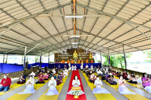 ภาพ No.39037:พิธีทอดกฐินเพื่อซื้อที่ดิน ศูนย์ฝึกอบรมเยาวชนสบเมย