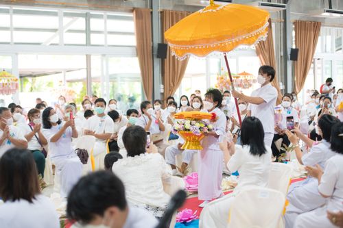 ภาพ No.38394:พิธีทอดกฐินบรมจักรพรรดิ  ณ ศูนย์อบรมเยาวชนคลองหลวง