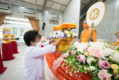 ภาพ No.38404:พิธีทอดกฐินบรมจักรพรรดิ  ณ ศูนย์อบรมเยาวชนคลองหลวง