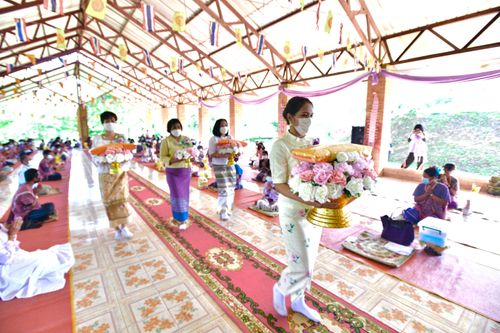 พิธีทอดกฐินเพื่อทุกสิ่ง สำนักสงฆ์บ้านเลโค๊ะ