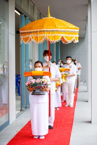 ภาพ No.39056:พิธีทอดกฐิน บูชาธรรมพระมงคลเทพมุนี(สด จนทฺสโร) ศูนย์ปฏิบัติธรรมภูเก็ต 