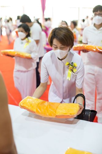 ภาพ No.39166:พิธีทอดกฐินสร้างอาคารปฏิบัติธรรม สถาบันธรรมชัย 