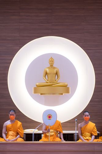 ภาพ No.39125:พิธีทอดกฐิน ณ ศูนย์ปฏิบัติธรรมอุทัยแสง