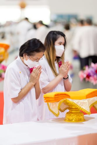 ภาพ No.39174:พิธีทอดกฐินสร้างอาคารปฏิบัติธรรม สถาบันธรรมชัย 