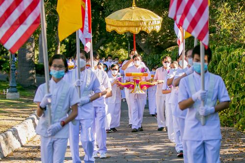 ภาพ No.38883:พิธีทอดกฐินบรมจักรพรรดิ ณ วัดพระธรรมกายแคลิฟอร์เนีย
