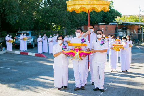 ภาพ No.38881:พิธีทอดกฐินบรมจักรพรรดิ ณ วัดพระธรรมกายแคลิฟอร์เนีย