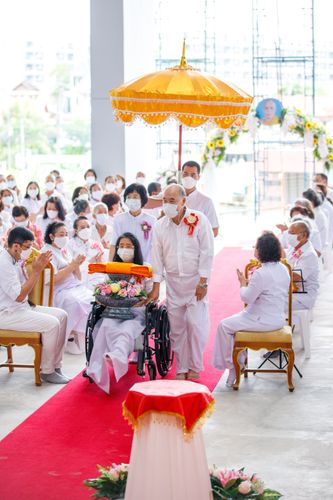 ภาพ No.39060:พิธีทอดกฐิน บูชาธรรมพระมงคลเทพมุนี(สด จนทฺสโร) ศูนย์ปฏิบัติธรรมภูเก็ต 