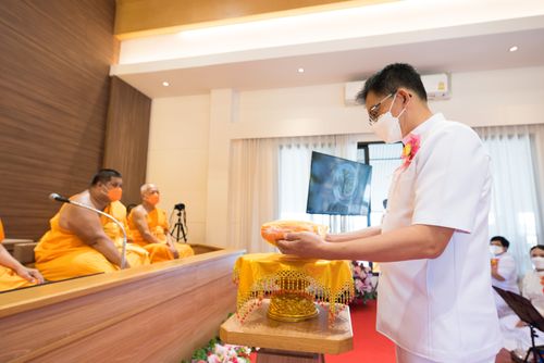 ภาพ No.39139:พิธีทอดกฐิน ณ ศูนย์ปฏิบัติธรรมอุทัยแสง