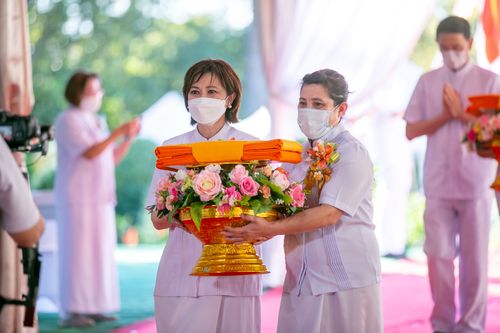 ภาพ No.38890:พิธีทอดกฐินบรมจักรพรรดิ ณ วัดพระธรรมกายแคลิฟอร์เนีย